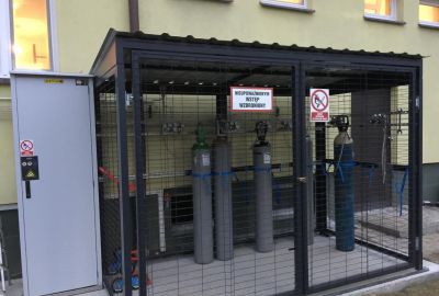 7. Inst. lab. wiata, szafa.jpg